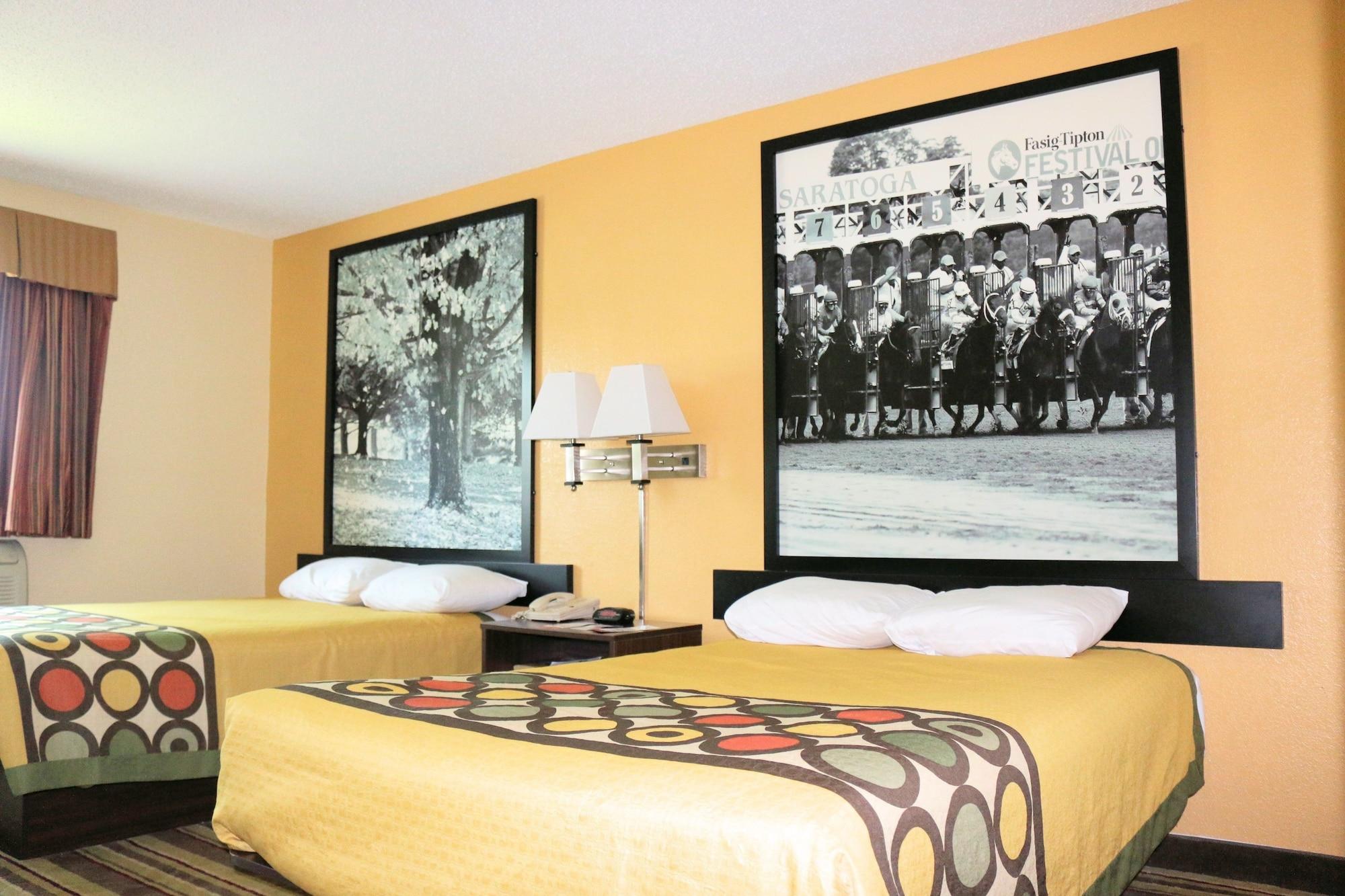 Super 8 By Wyndham Latham - Albany Airport Hotel Exterior photo